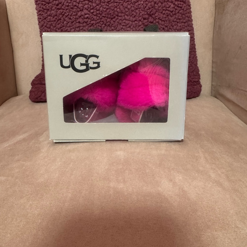 Size 0/1 Baby Ugg Fluff Yeah Slide